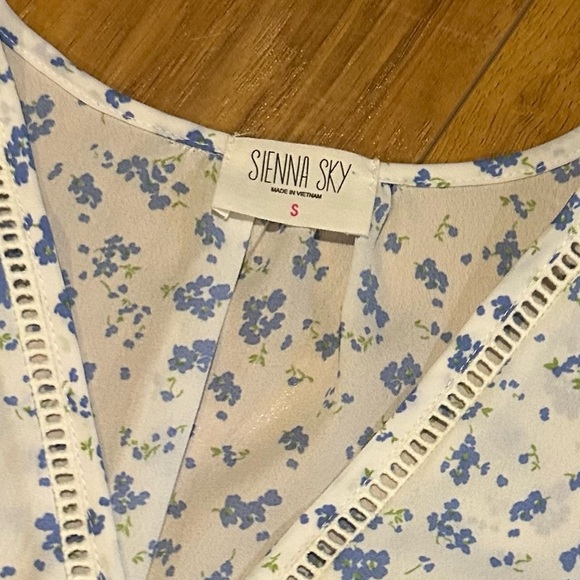 Sienna Sky White and Blue Floral Mini Dress - Picture 6 of 7